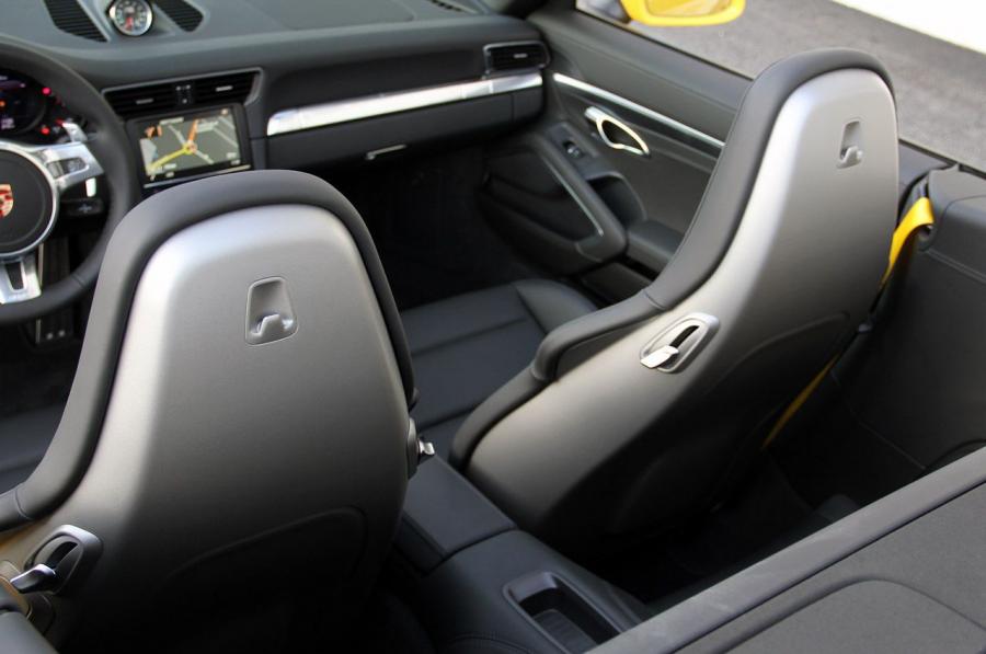  Porsche 911 Carrera 4S 2013 года  (фото 52 из 82)